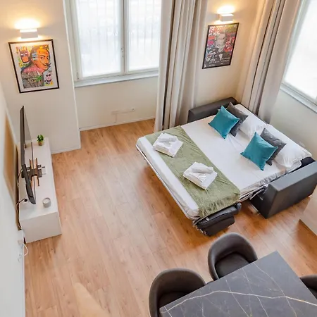 Essential Loft Apartament