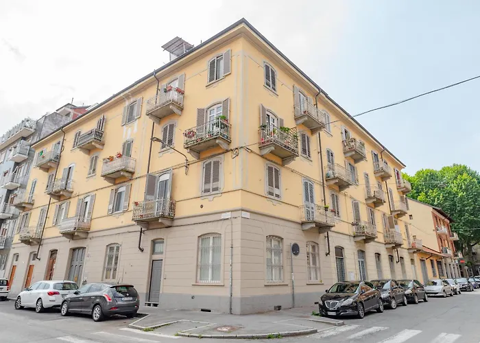 Essential Loft * Turin