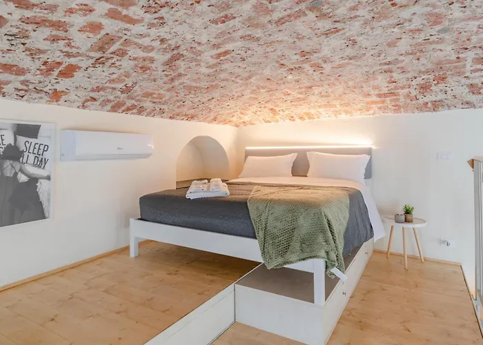 Essential Loft