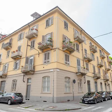 Essential Loft * Turin